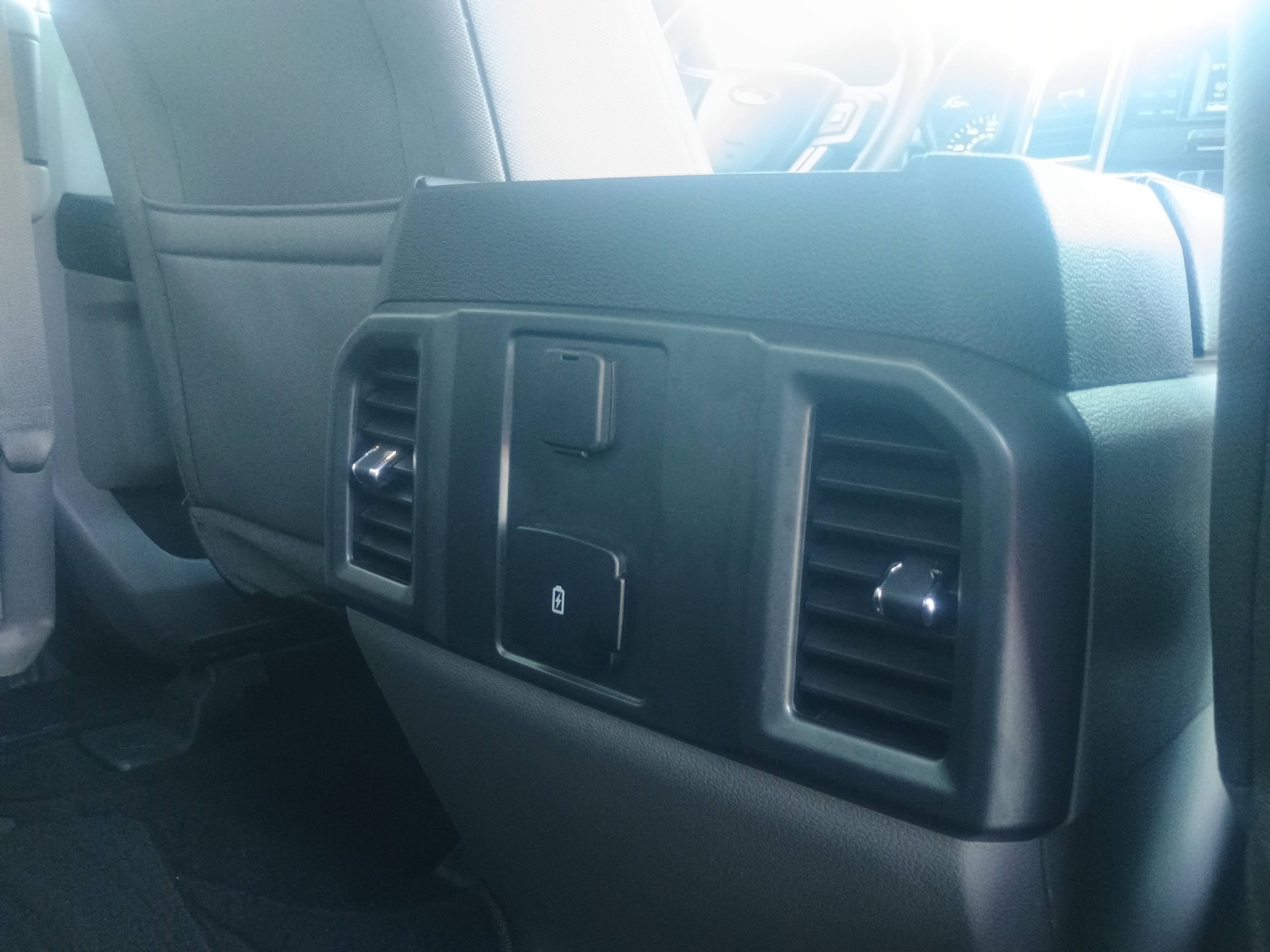 Used 2017 Ford F150 XLT image 16