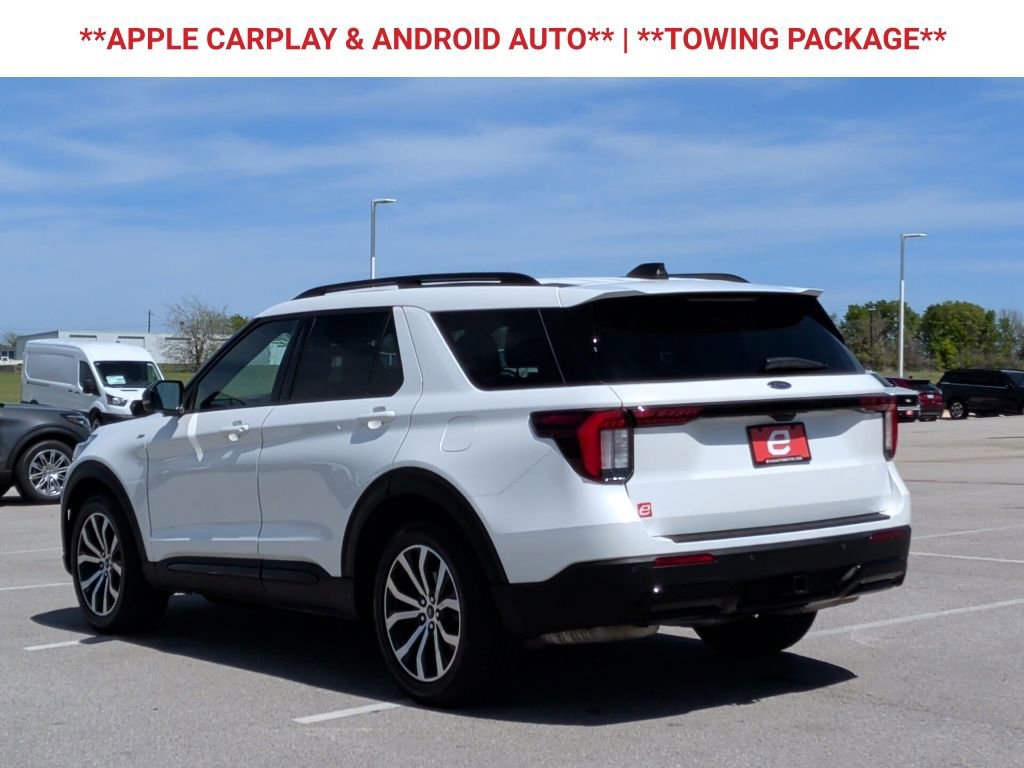 Used 2025 Ford Explorer ST-Line image 6
