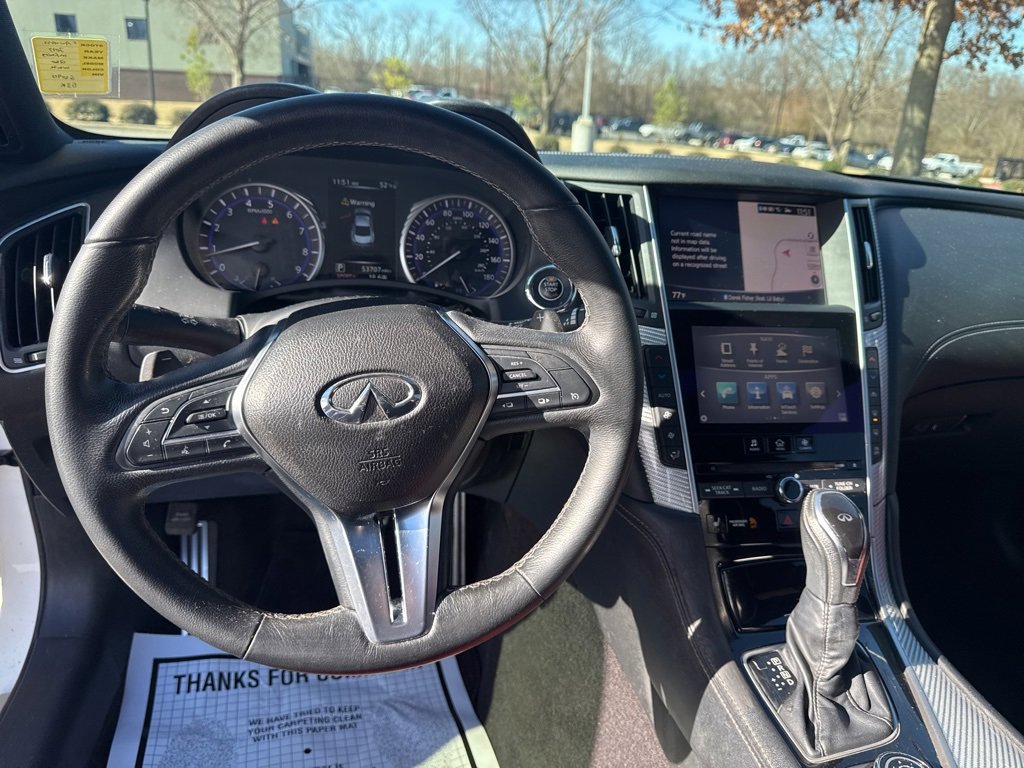 Used 2017 INFINITI Q60 Red Sport 400 image 26