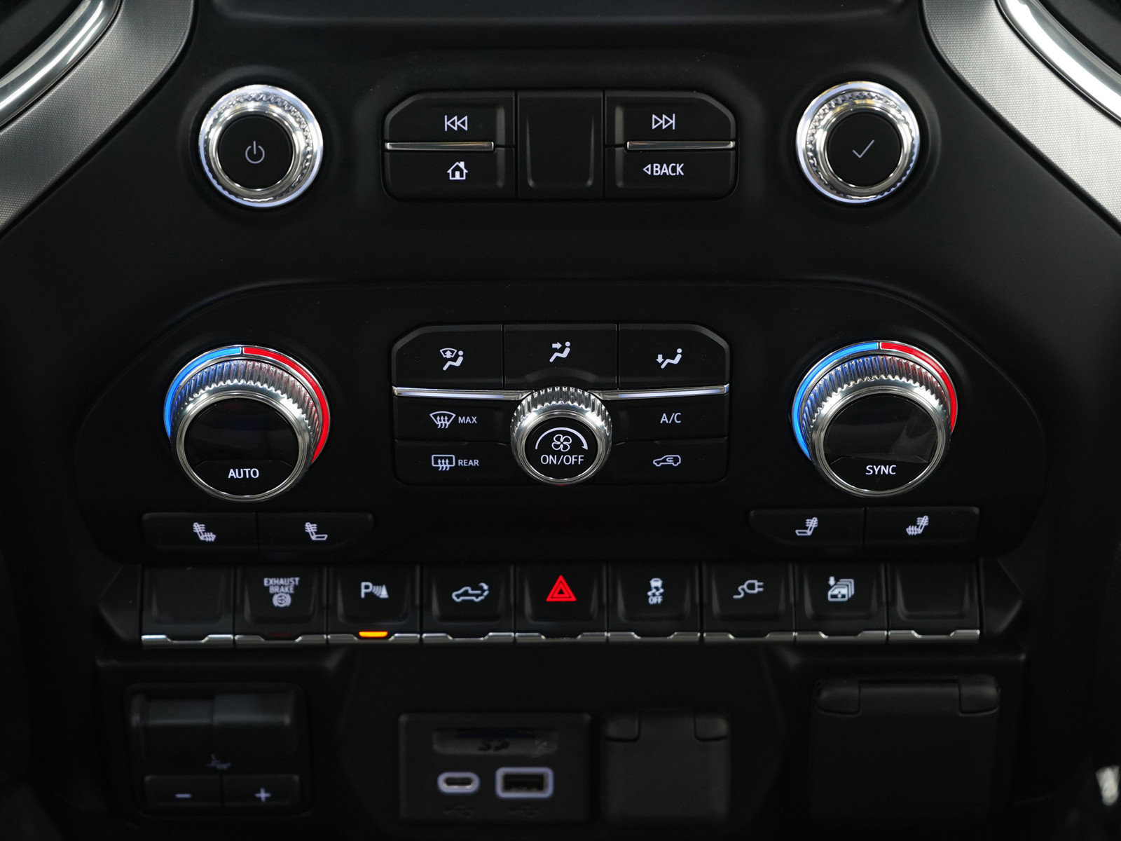 Used 2023 GMC Sierra 2500 SLT w/ Gooseneck/5TH Wheel Package AWD/4WD image 16