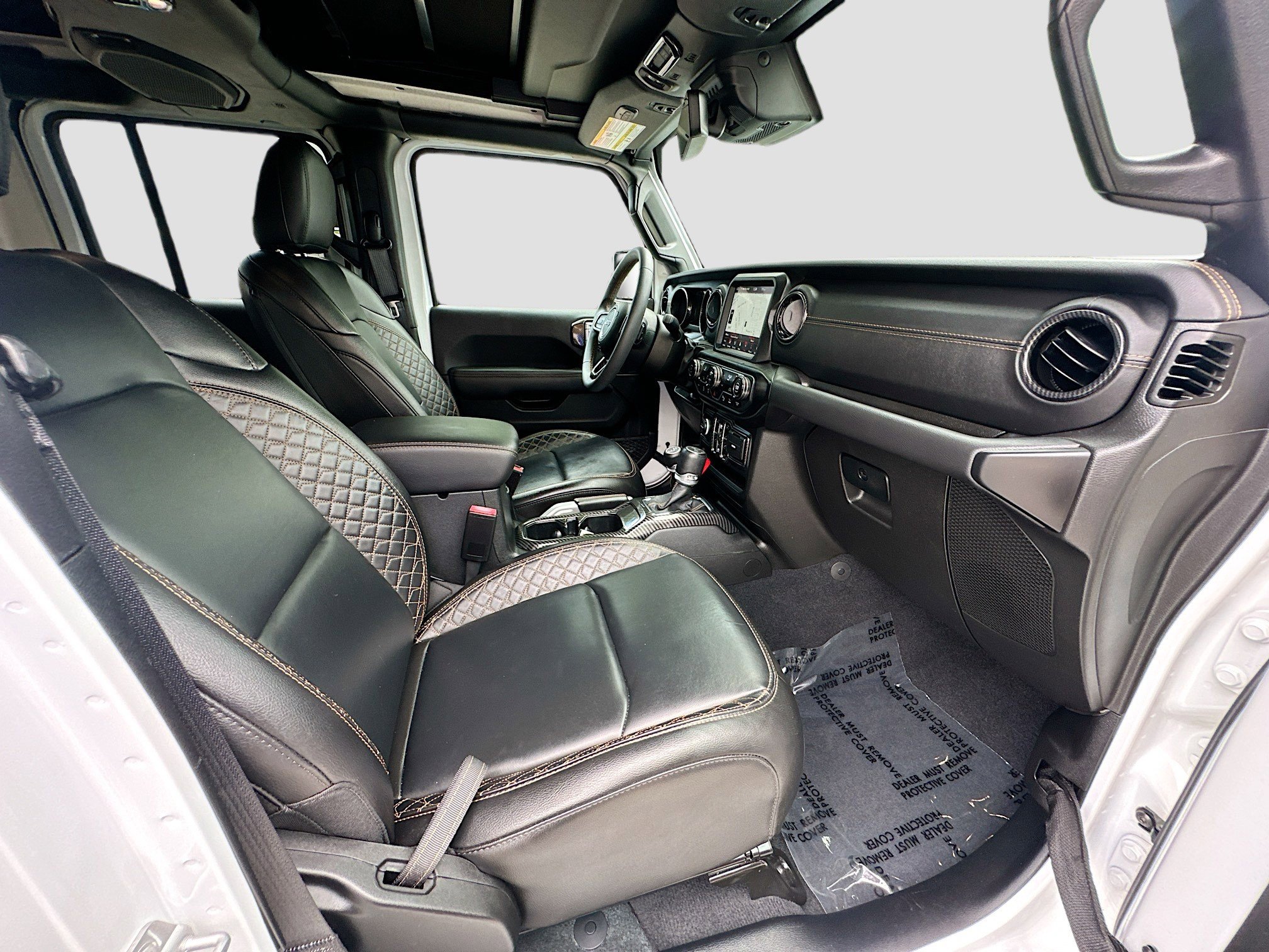 Used 2023 Jeep Wrangler Unlimited Sahara image 30