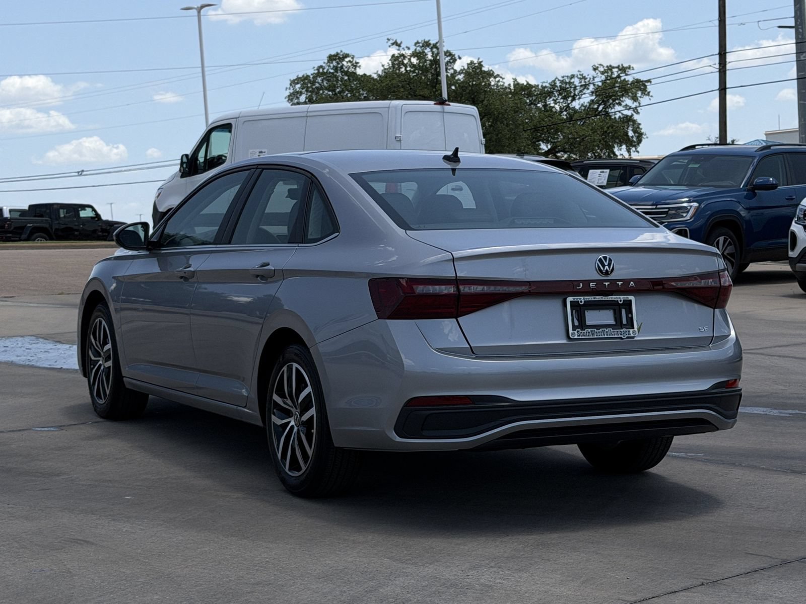 New 2026 Volkswagen Jetta SE FWD image 6