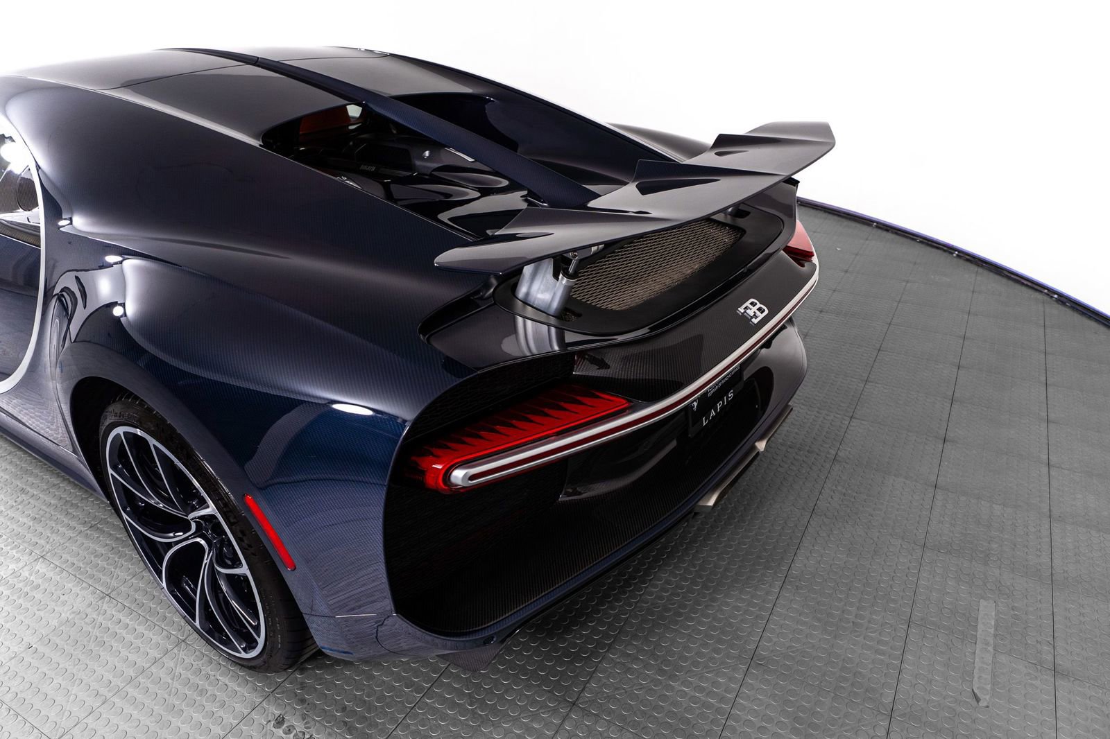 Used 2018 Bugatti Chiron image 77