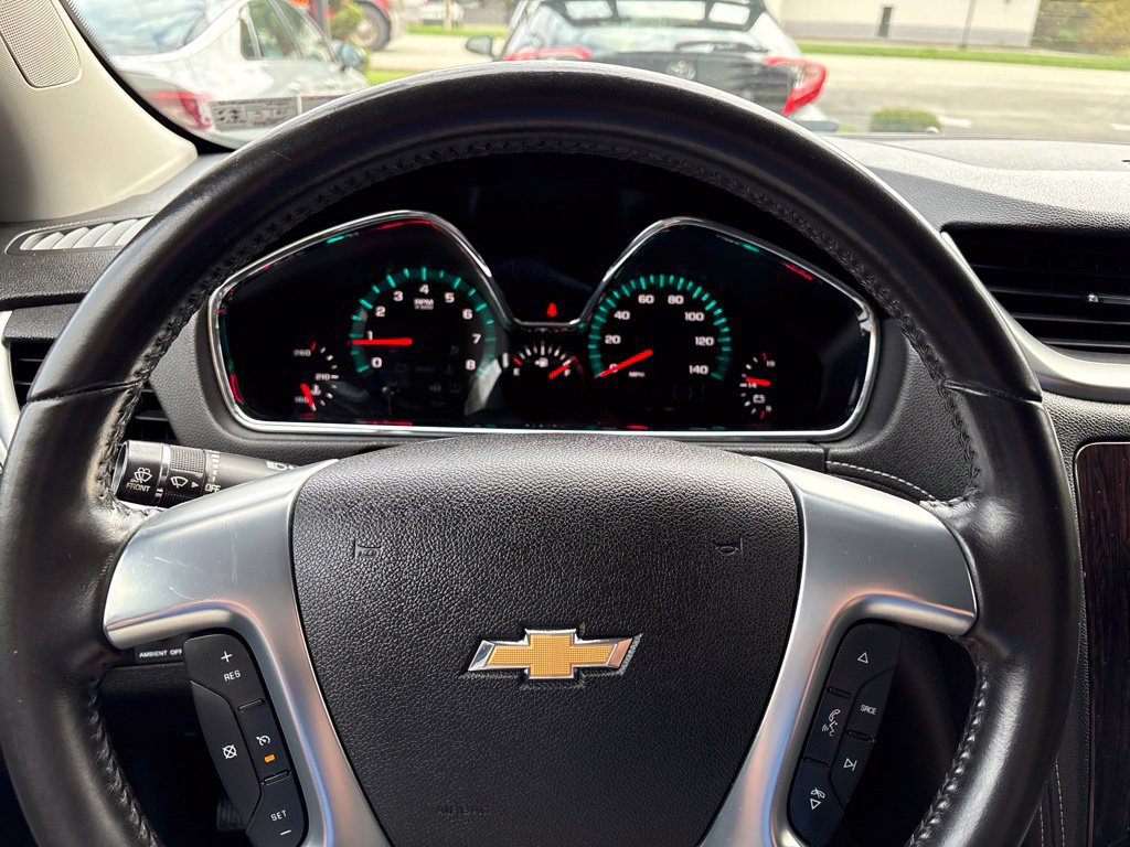 Used 2017 Chevrolet Traverse LT AWD/4WD image 20