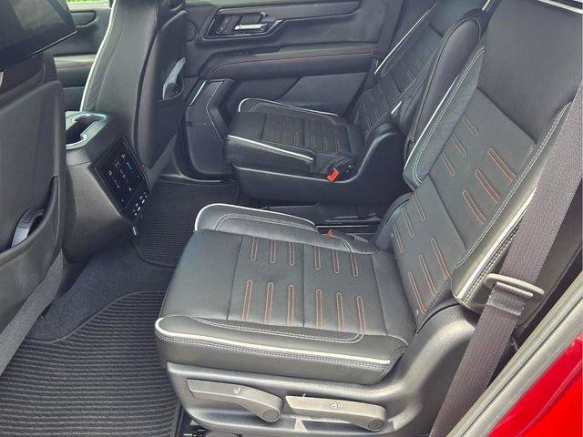 Certified 2026 GMC Yukon AT4 Ultimate w/ LPO, Floor Liner Package AWD/4WD image 12