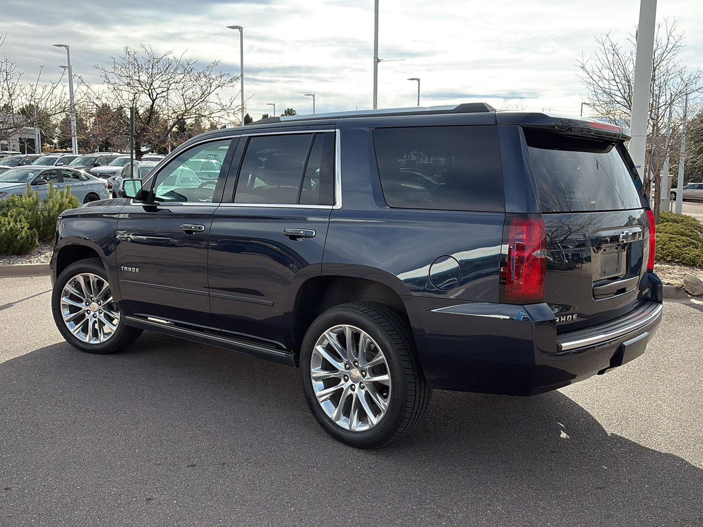 Used 2019 Chevrolet Tahoe Premier w/ Premier Plus Edition image 4