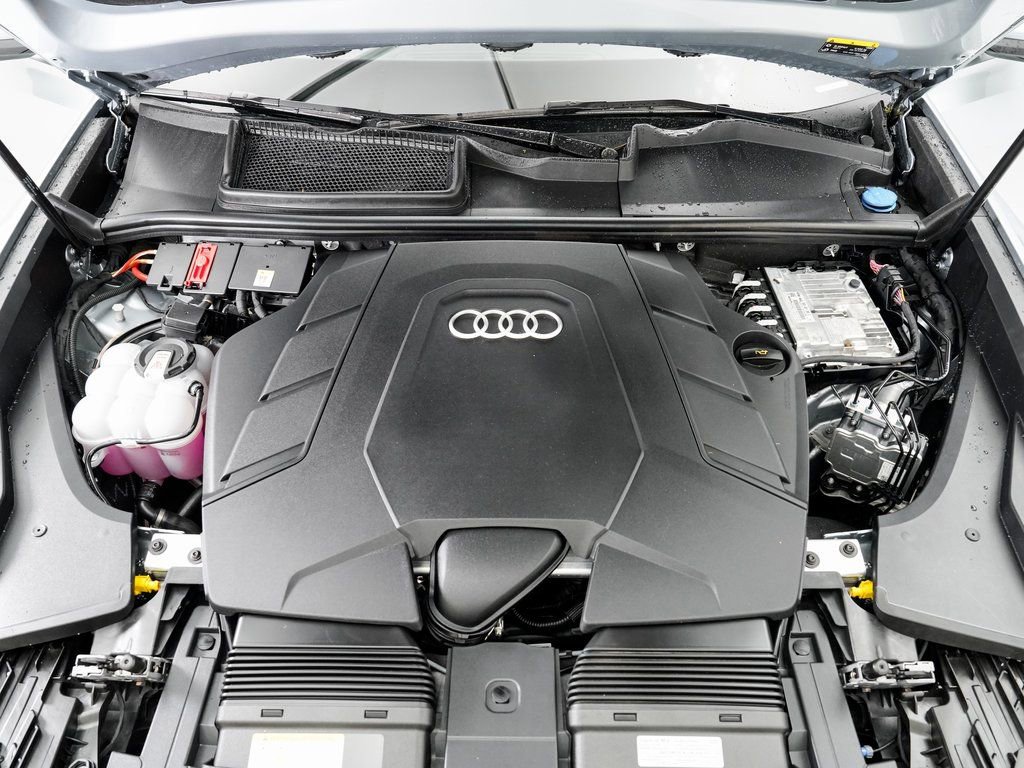 Certified 2025 Audi Q8 Premium Plus w/ Premium Plus Package AWD/4WD image 25