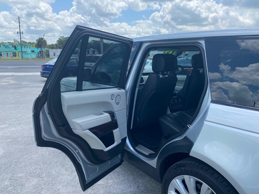 Used 2014 Land Rover Range Rover Supercharged AWD/4WD image 15