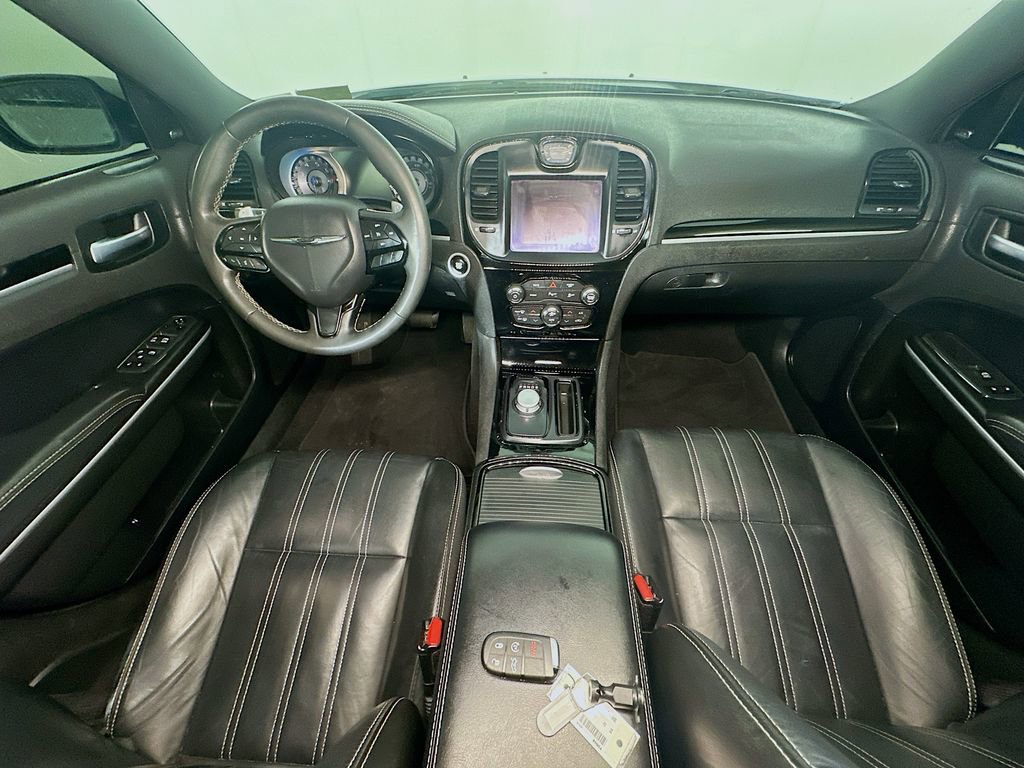 Used 2022 Chrysler 300 S image 10