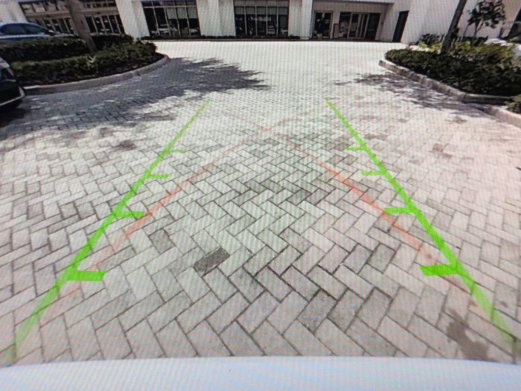 New 2026 BMW X5 xDrive40i w/ M Sport Package AWD/4WD image 21