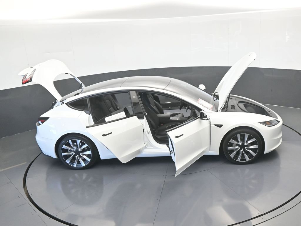 Used 2024 Tesla Model 3 Standard Range image 67