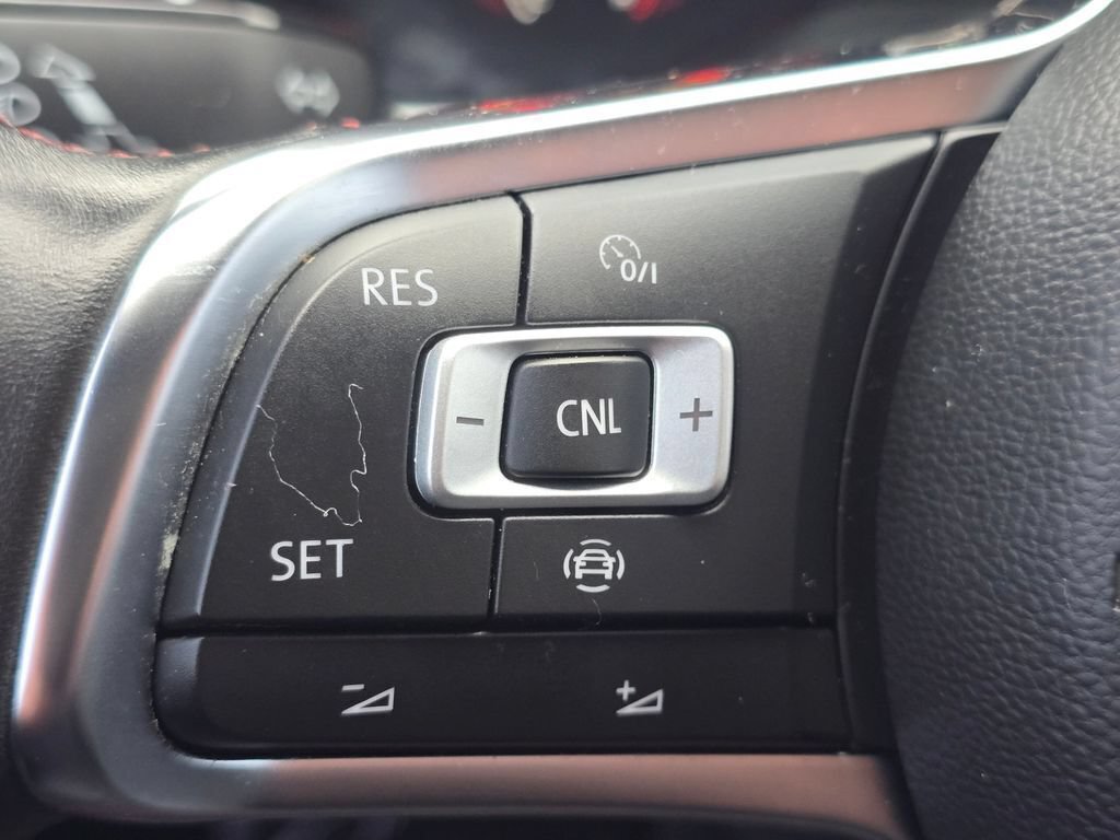 Used 2019 Volkswagen Jetta GLI FWD image 29