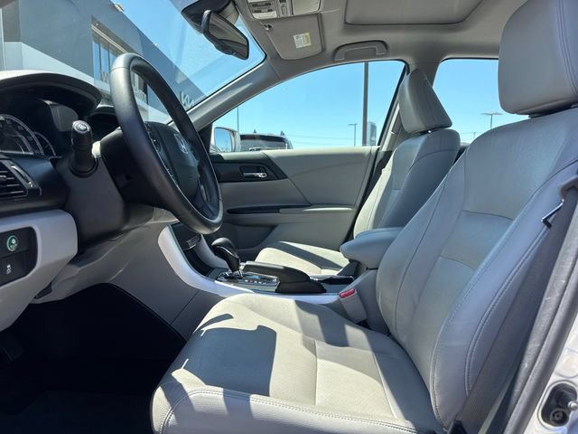Used 2015 Honda Accord EX-L image 11