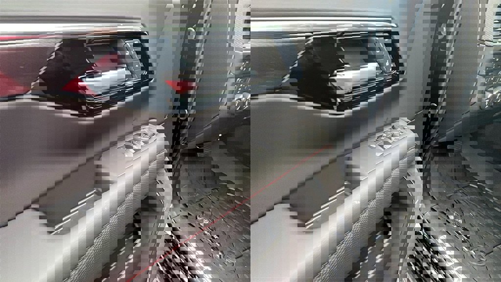 New 2026 Chevrolet Tahoe RST w/ Comfort Package image 12