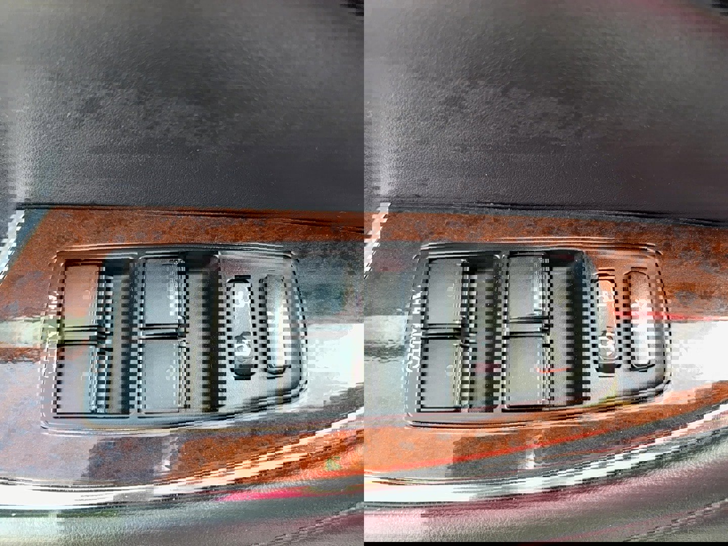 Used 2011 Lexus ES 350 image 16