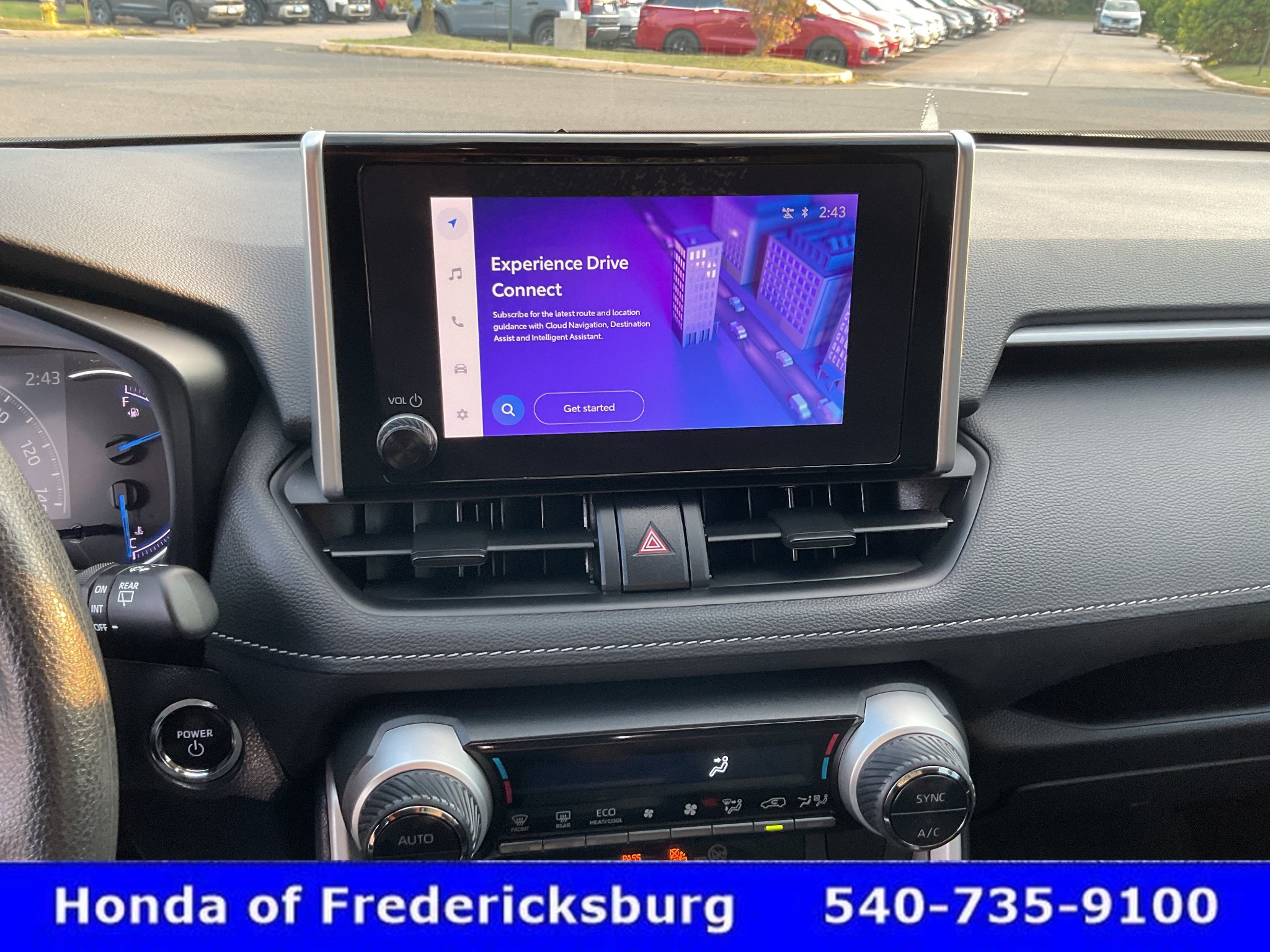 Used 2024 Toyota RAV4 XLE AWD/4WD image 33