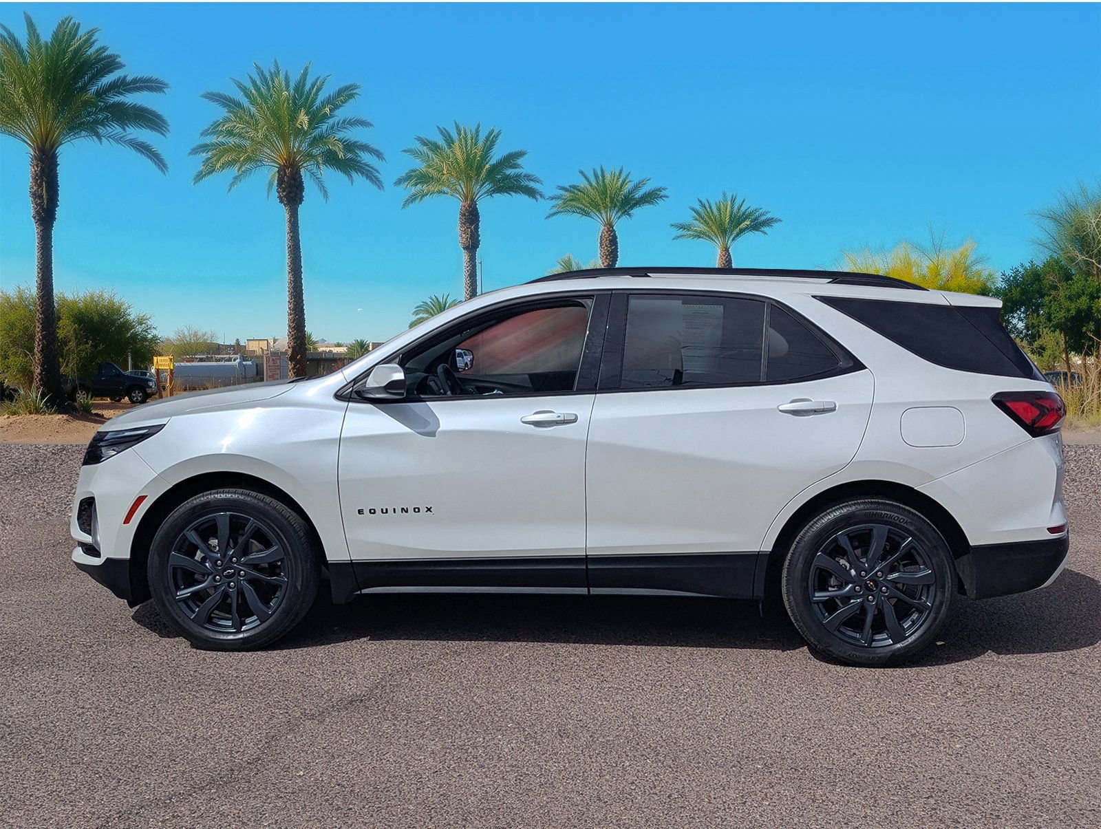 Used 2024 Chevrolet Equinox RS image 3