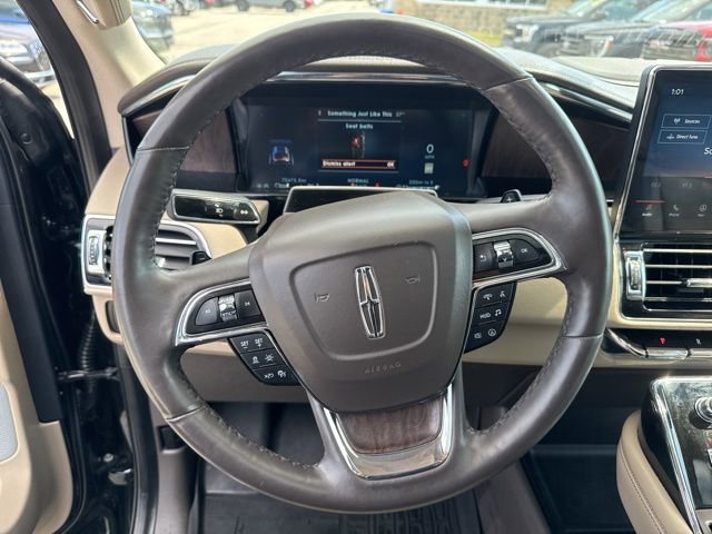 Used 2023 Lincoln Navigator Reserve image 26