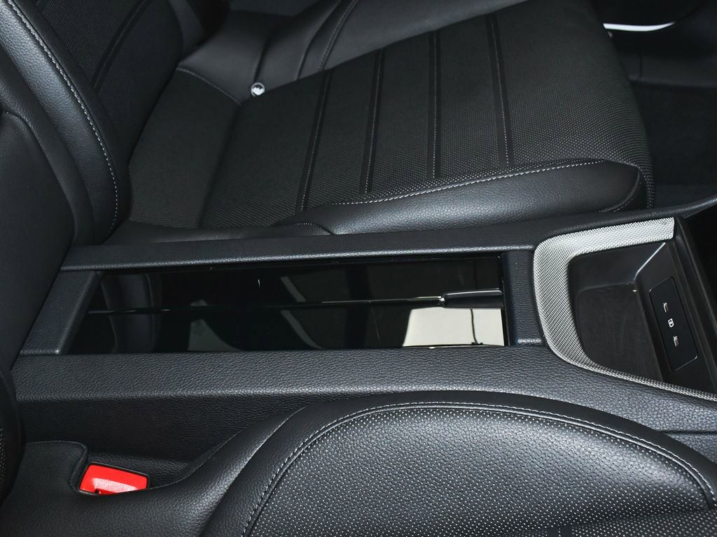 Used 2025 Porsche Panamera 4 image 56