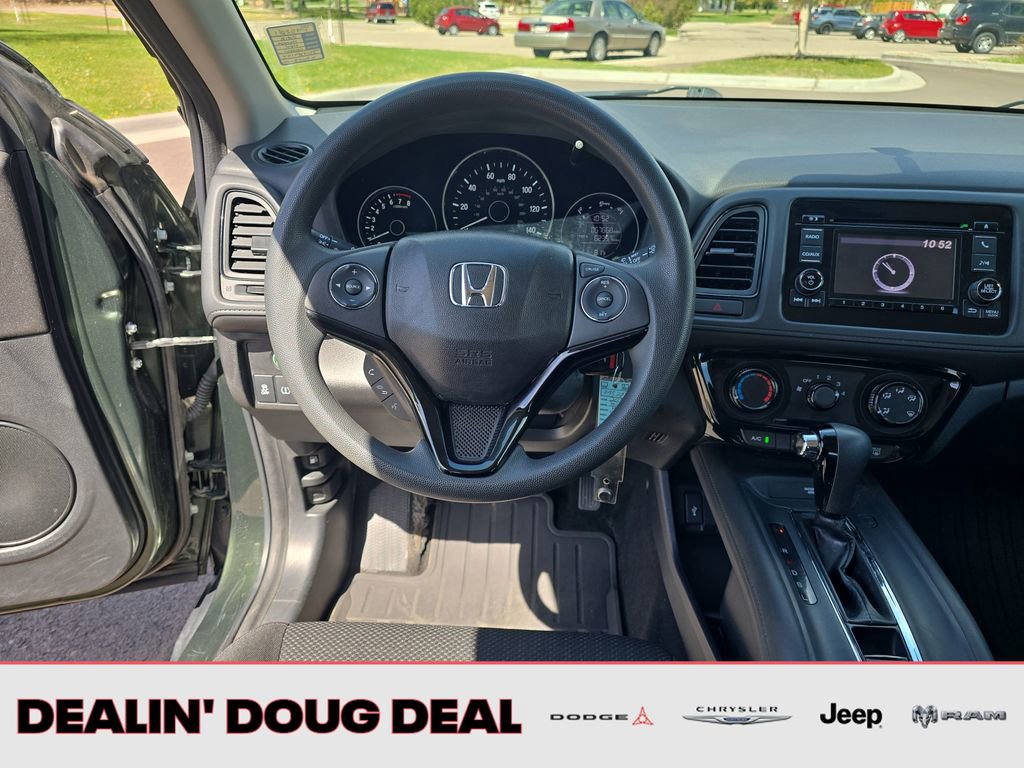 Used 2018 Honda HR-V LX image 13