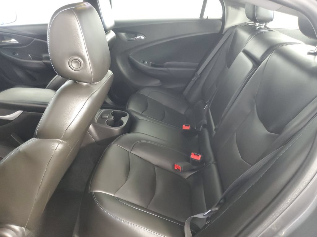 Used 2018 Chevrolet Volt LT w/ Comfort Package FWD image 14