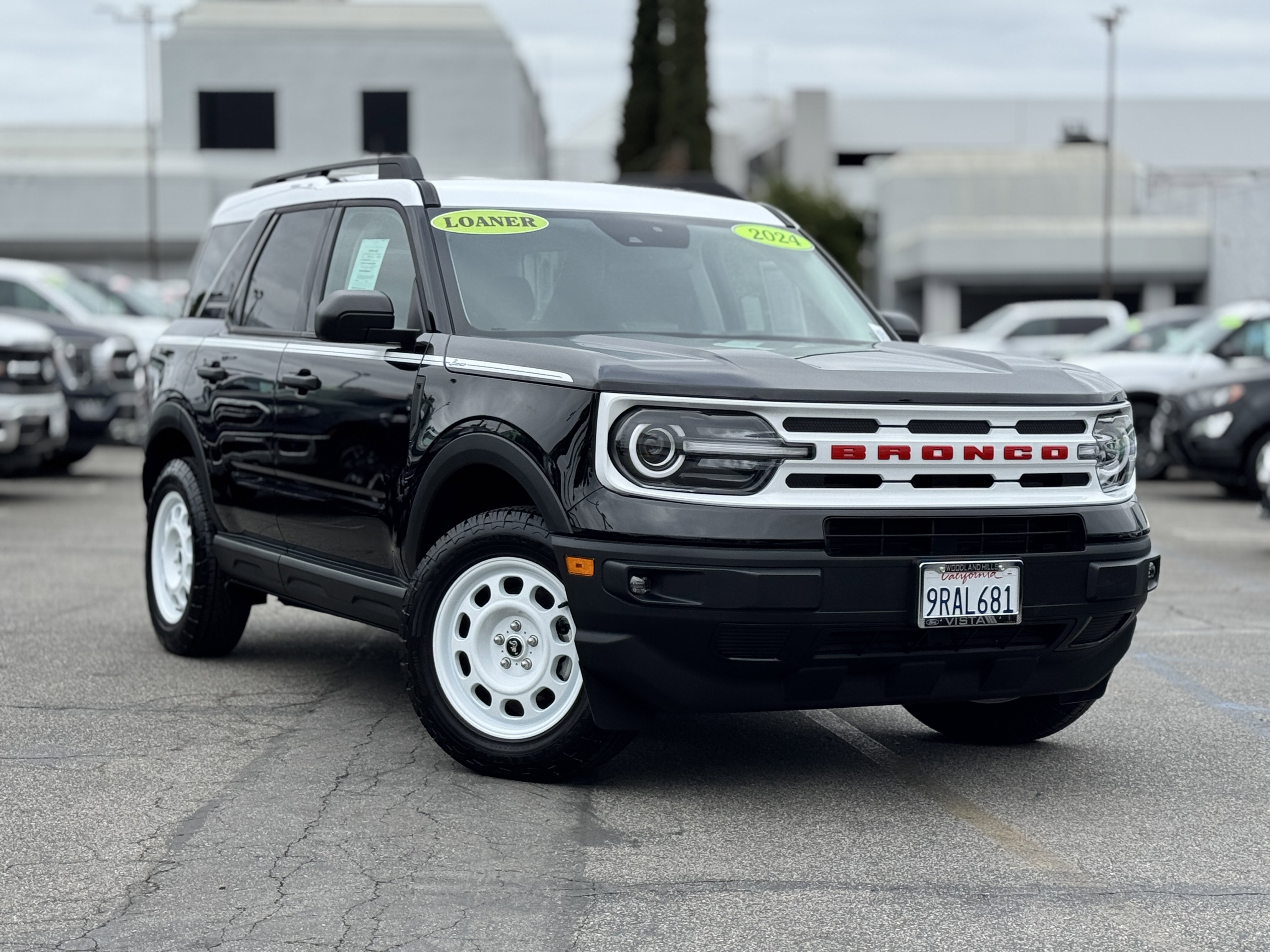 Used 2024 Ford Bronco Sport Heritage w/ Heritage Convenience Package image 2