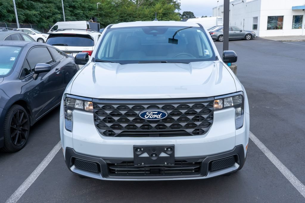 Used 2025 Ford Maverick XLT w/ XLT Luxury Package AWD/4WD image 2