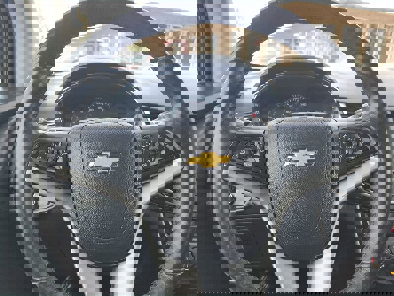 Used 2019 Chevrolet Trax LT w/ LT Convenience Package AWD/4WD image 16