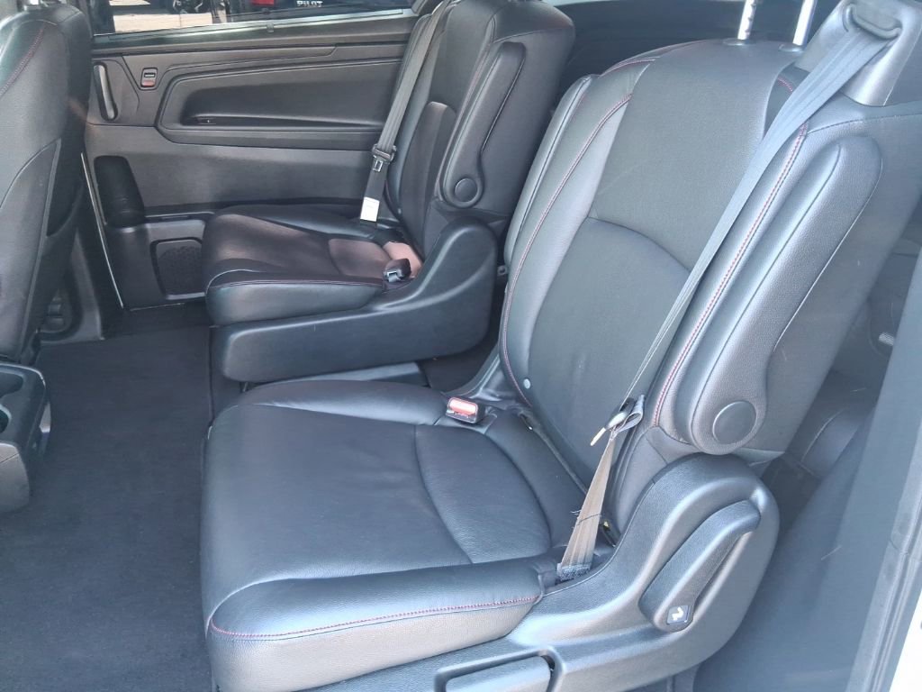 Used 2023 Honda Odyssey Sport image 16