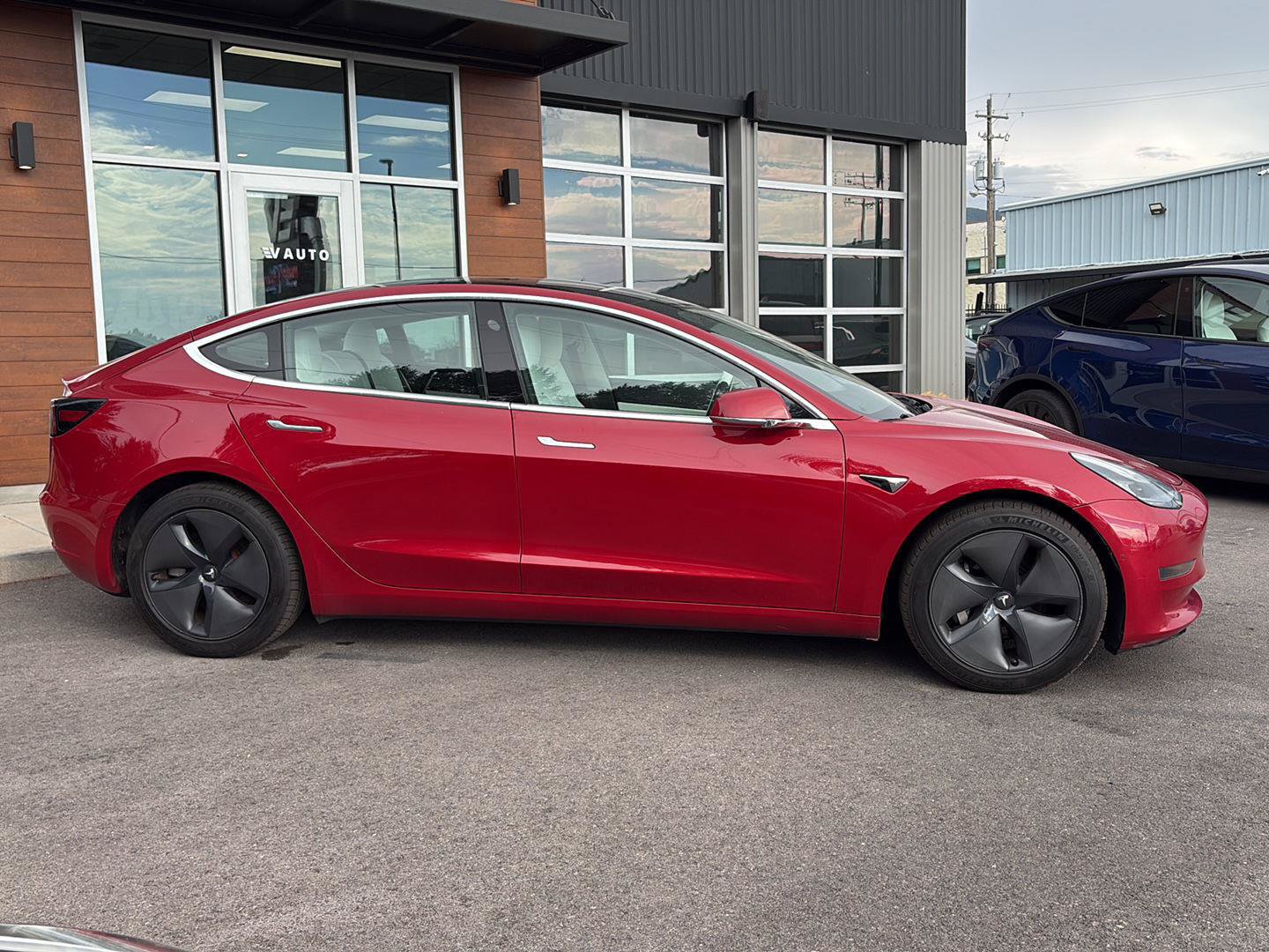 Used 2018 Tesla Model 3 Long Range AWD/4WD image 9