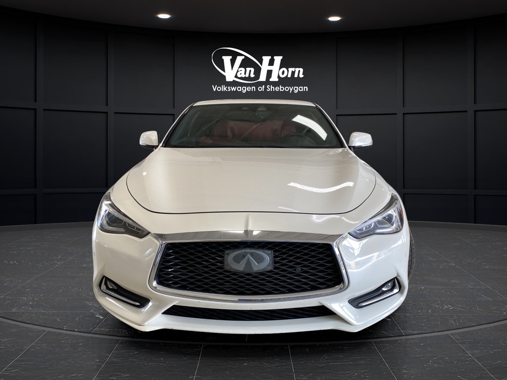 Used 2017 INFINITI Q60 Red Sport 400 AWD/4WD image 2