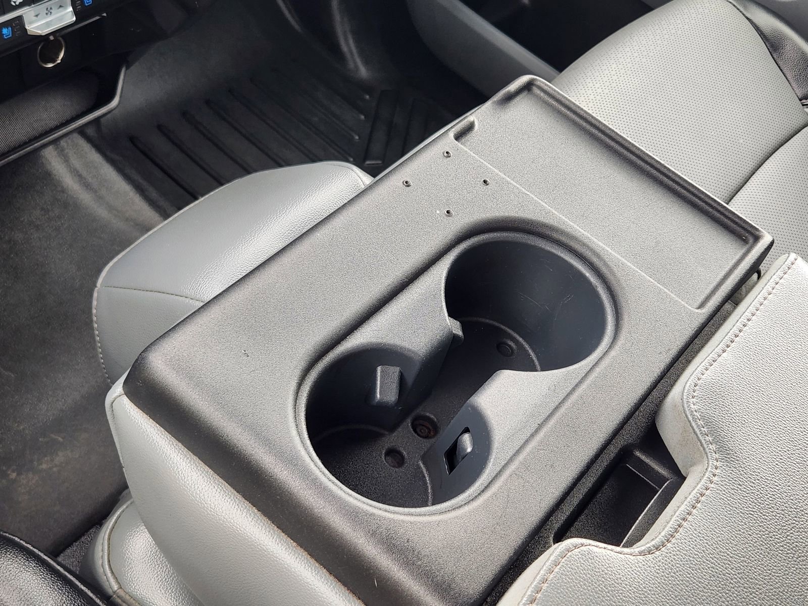 Used 2021 Ford F150 Lariat w/ Equipment Group 501A Mid image 20