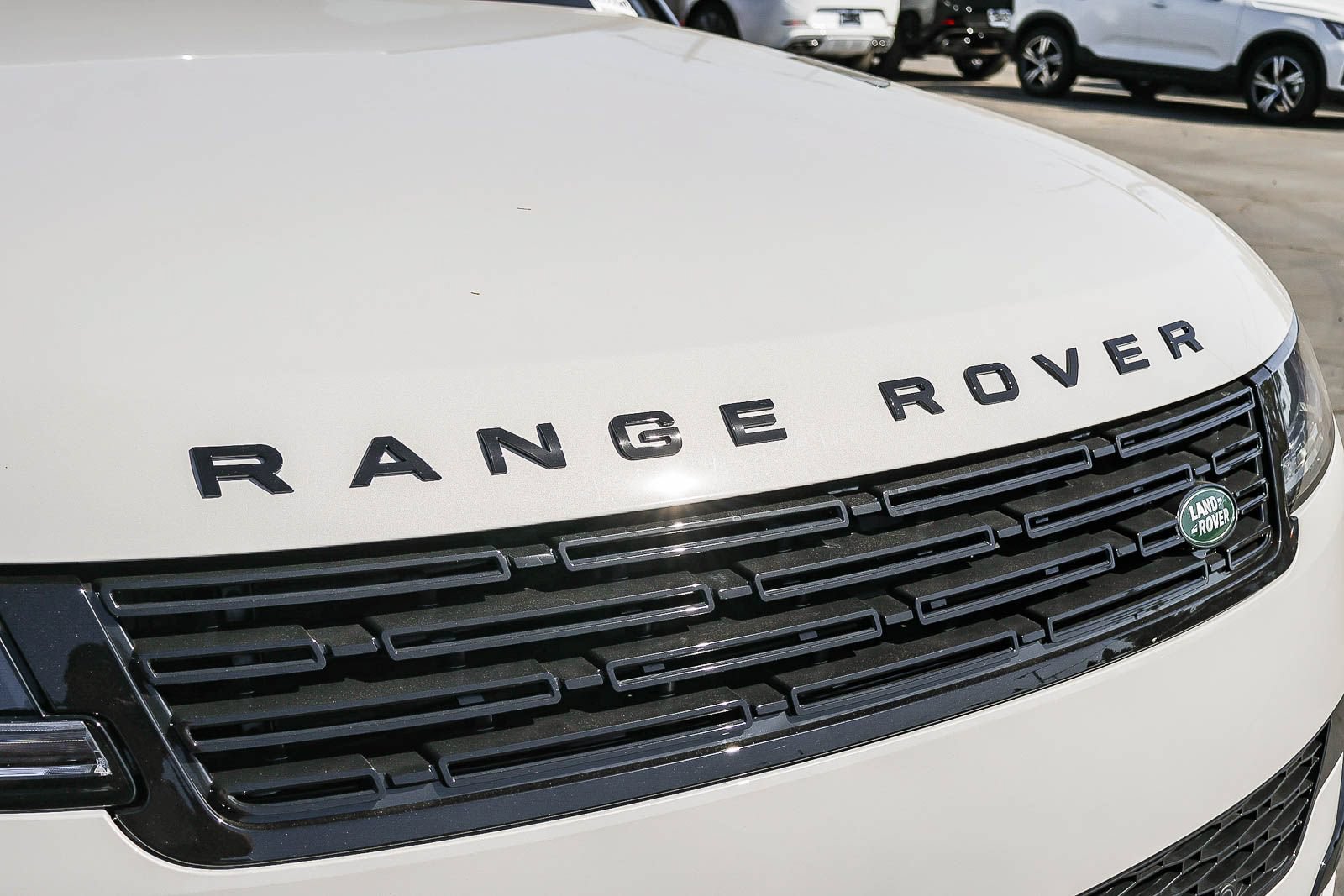 New 2026 Land Rover Range Rover Sport SE AWD/4WD image 16