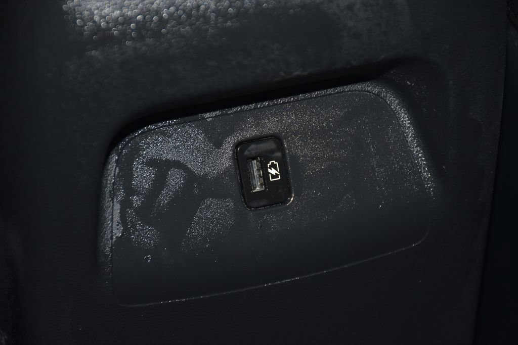 Used 2025 Nissan Sentra SV image 25