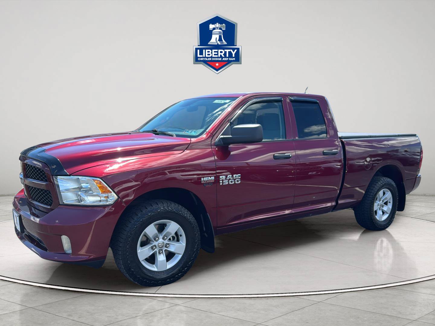 Certified 2017 RAM 1500 Express AWD/4WD image 3