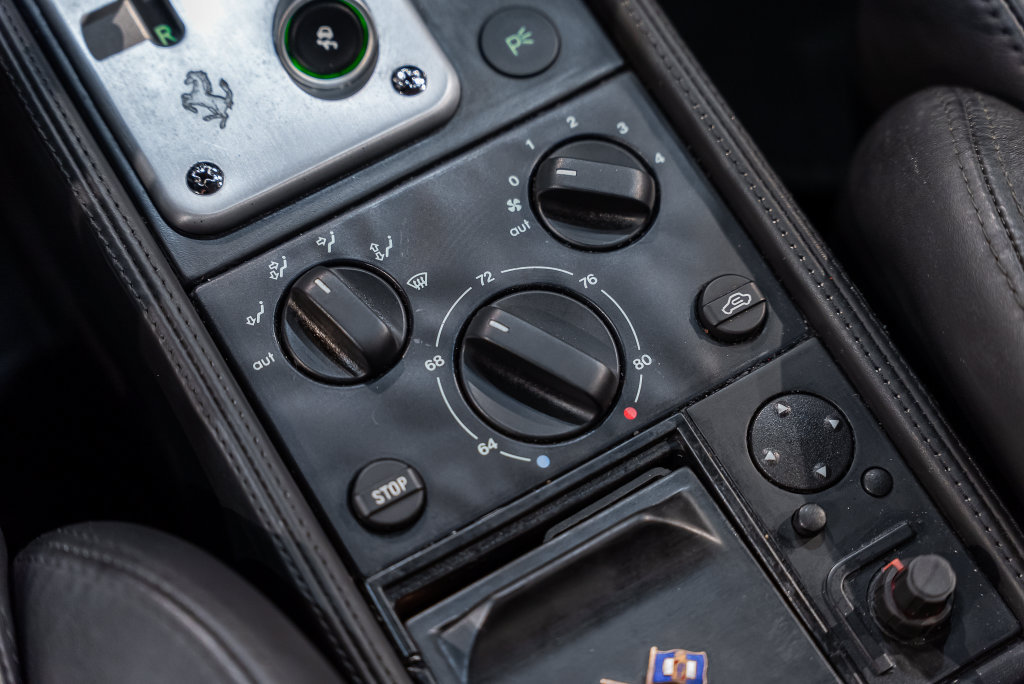 Used 1998 Ferrari F355 Berlinetta RWD image 45