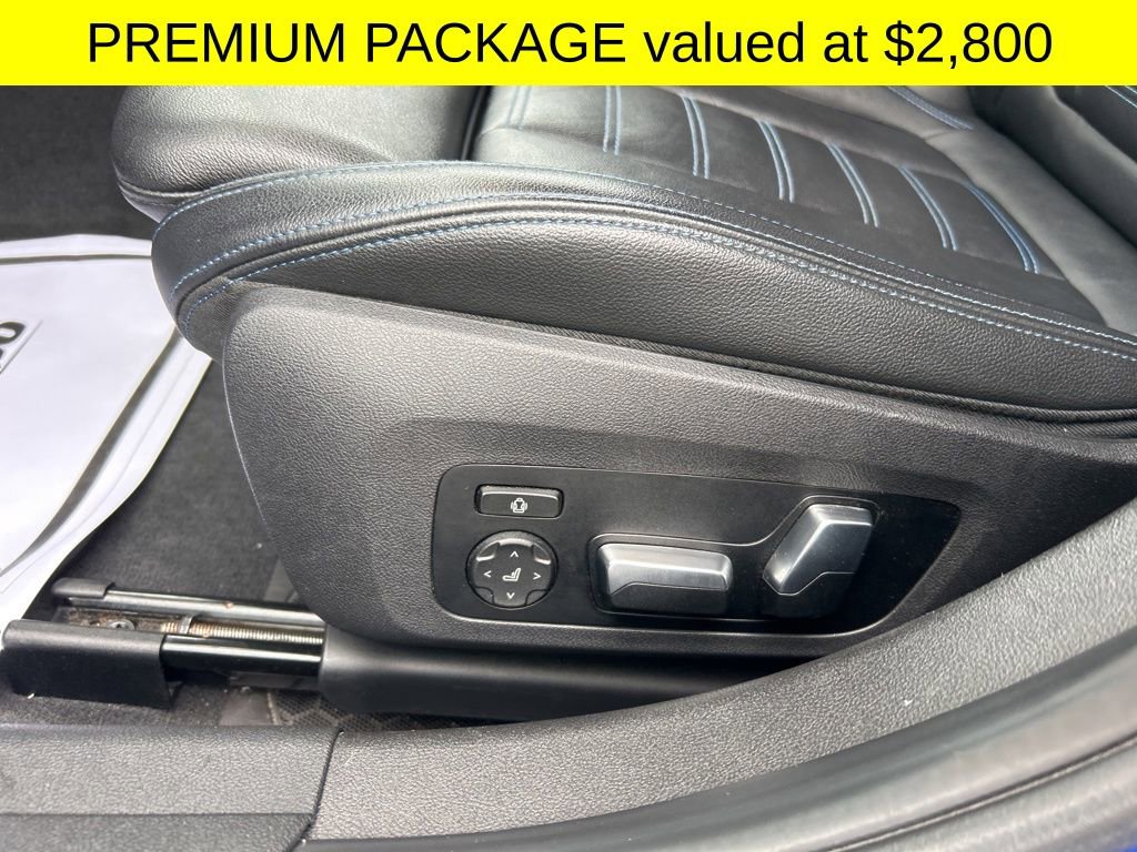 Used 2019 BMW 330i xDrive Sedan w/ M Sport Package image 4