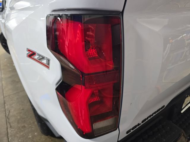 Used 2024 Chevrolet Colorado Z71 w/ LPO, Dark Essentials Package AWD/4WD image 33