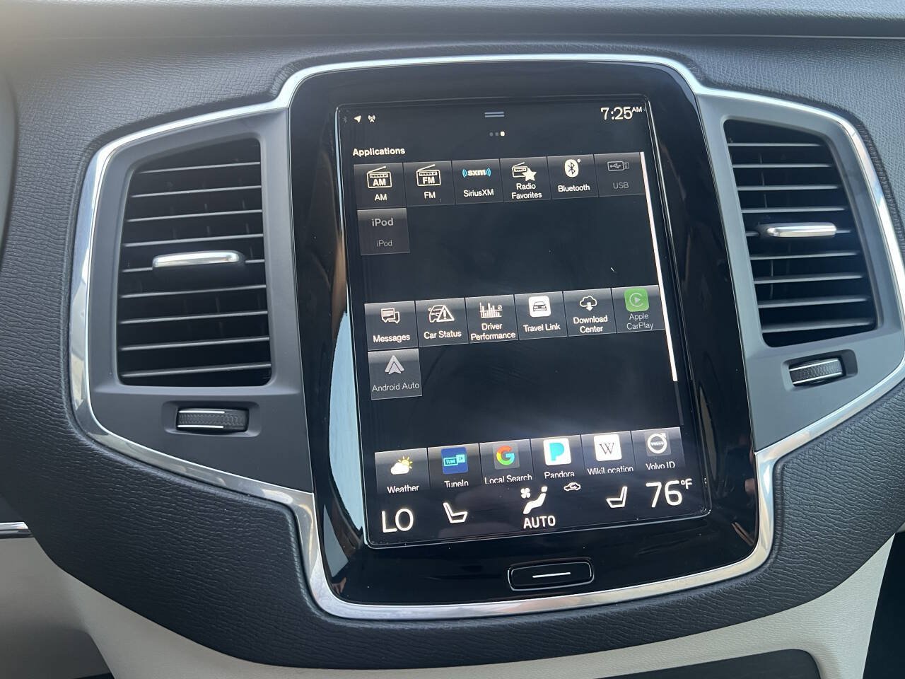 Used 2020 Volvo XC90 T6 Momentum AWD/4WD image 26