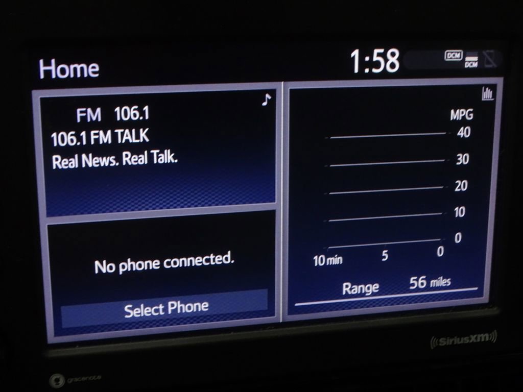 Used 2021 Toyota RAV4 XLE Premium image 28