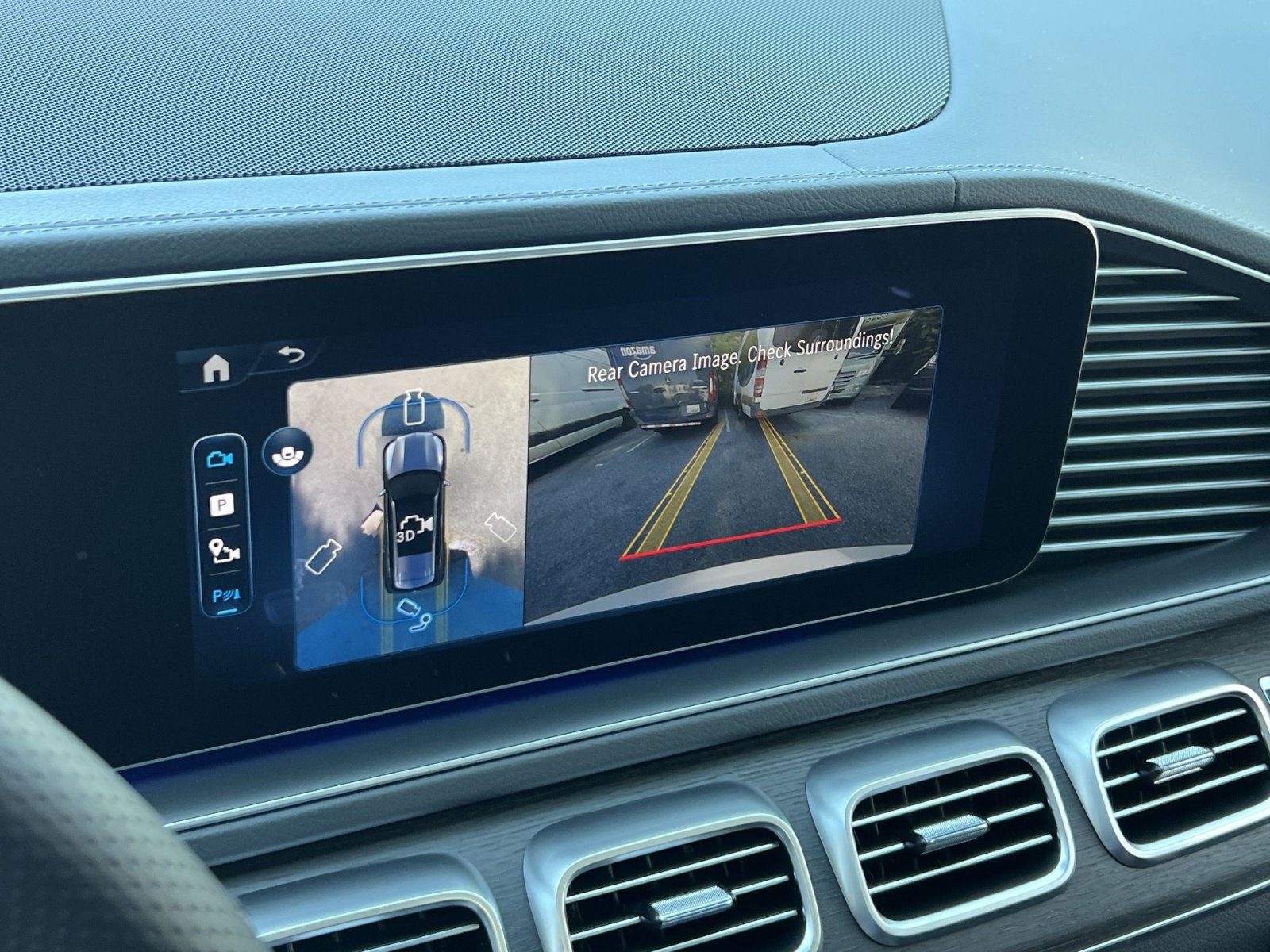 New 2026 Mercedes-Benz GLS 450 4MATIC image 24