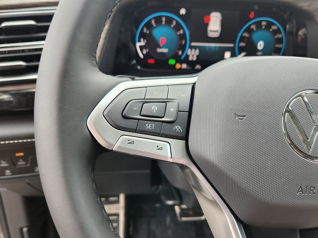 New 2026 Volkswagen Atlas SEL Premium R-Line image 10