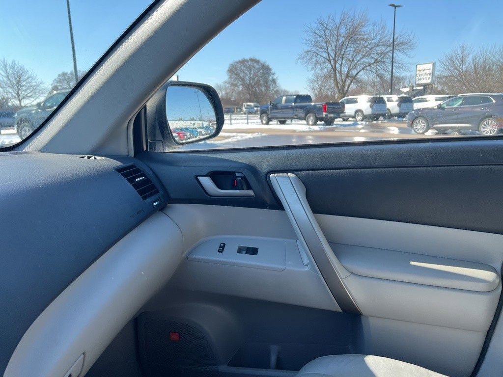 Used 2009 Toyota Highlander Sport image 22