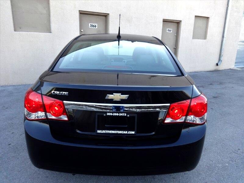 Used 2011 Chevrolet Cruze LS w/ Connectivity Package image 5