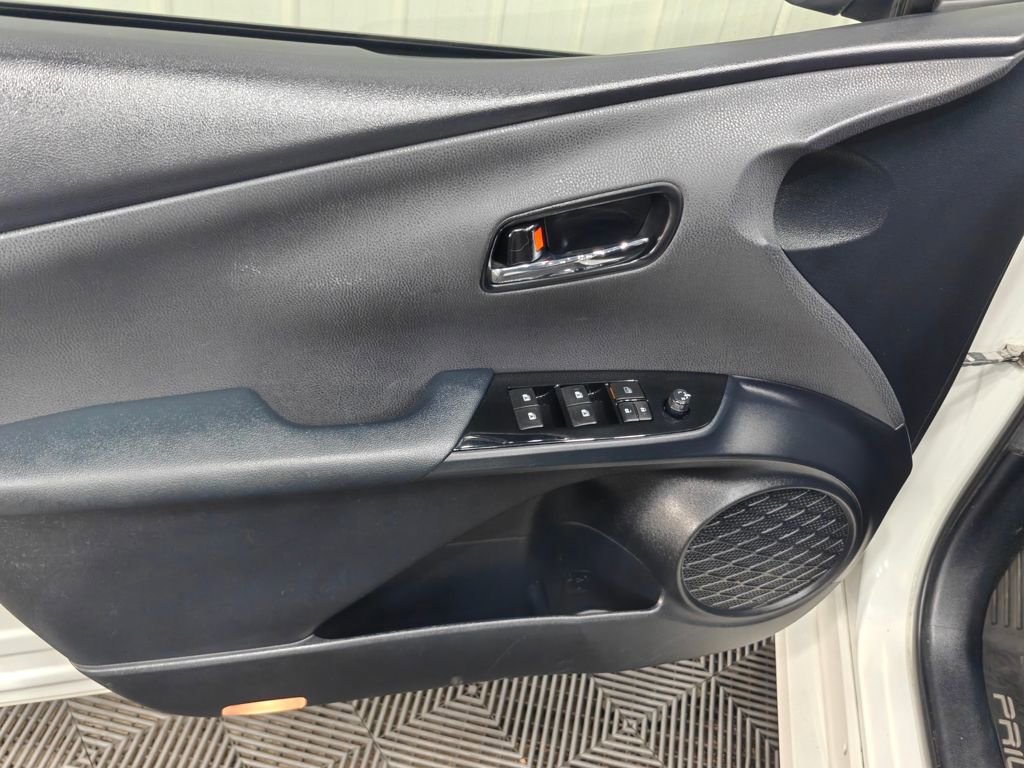 Used 2016 Toyota Prius Three image 45