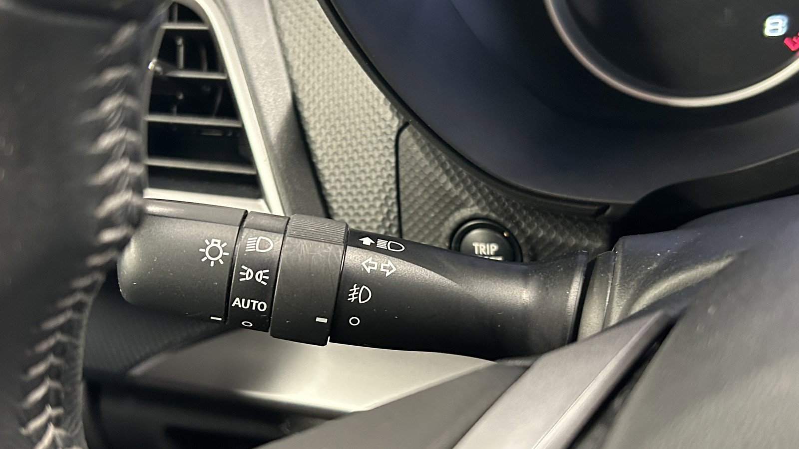 Used 2023 Subaru Forester Premium image 24