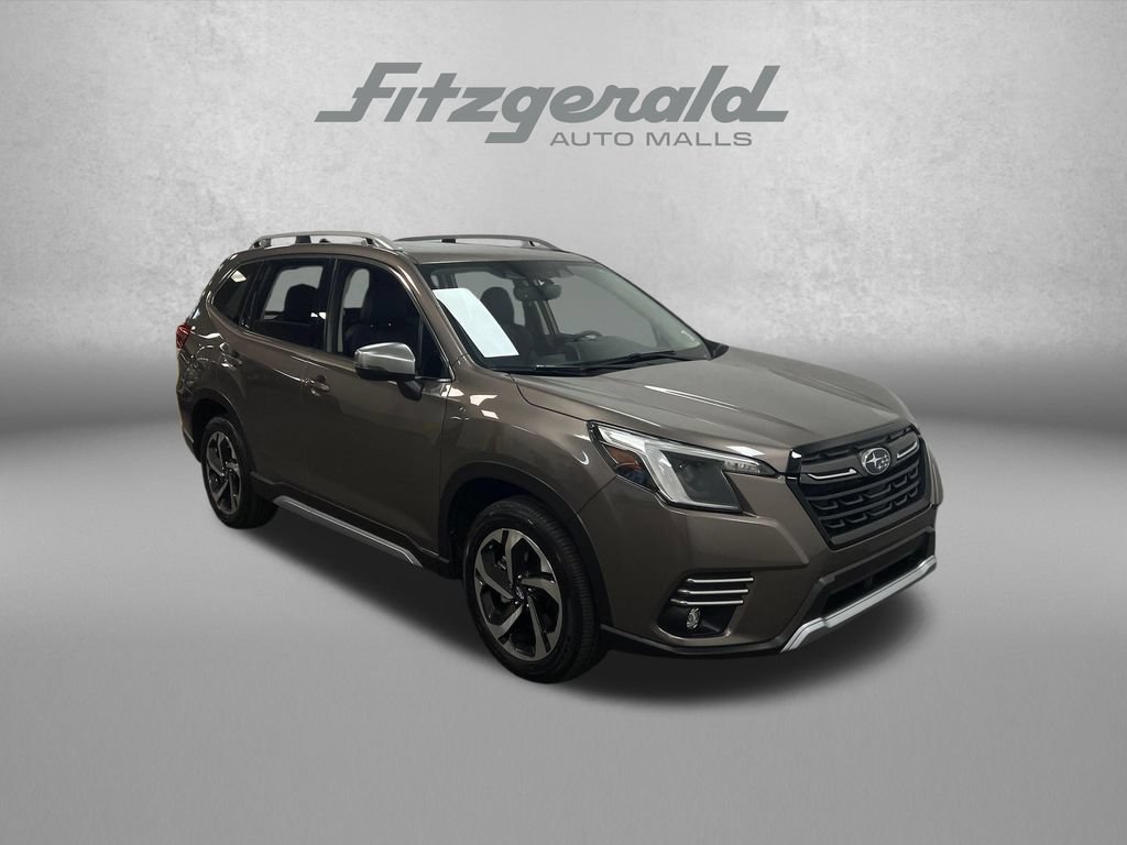Used 2024 Subaru Forester Touring w/ POP Package 3 AWD/4WD image 8
