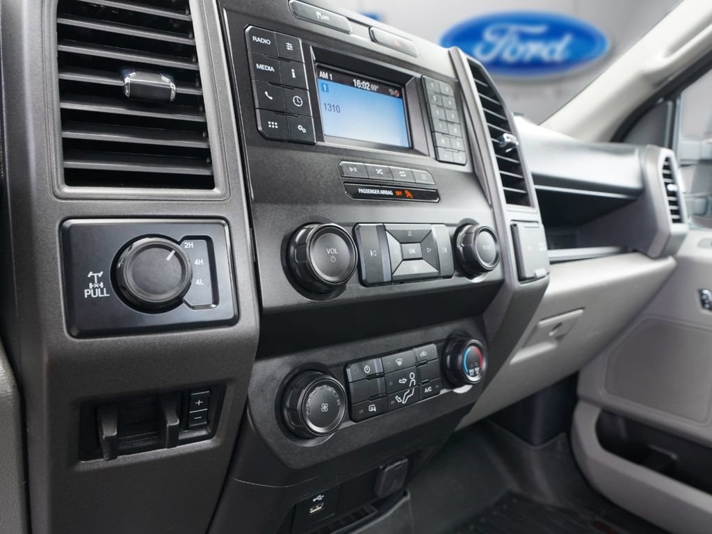 Used 2022 Ford F250 XL w/ Power Equipment Group AWD/4WD image 16