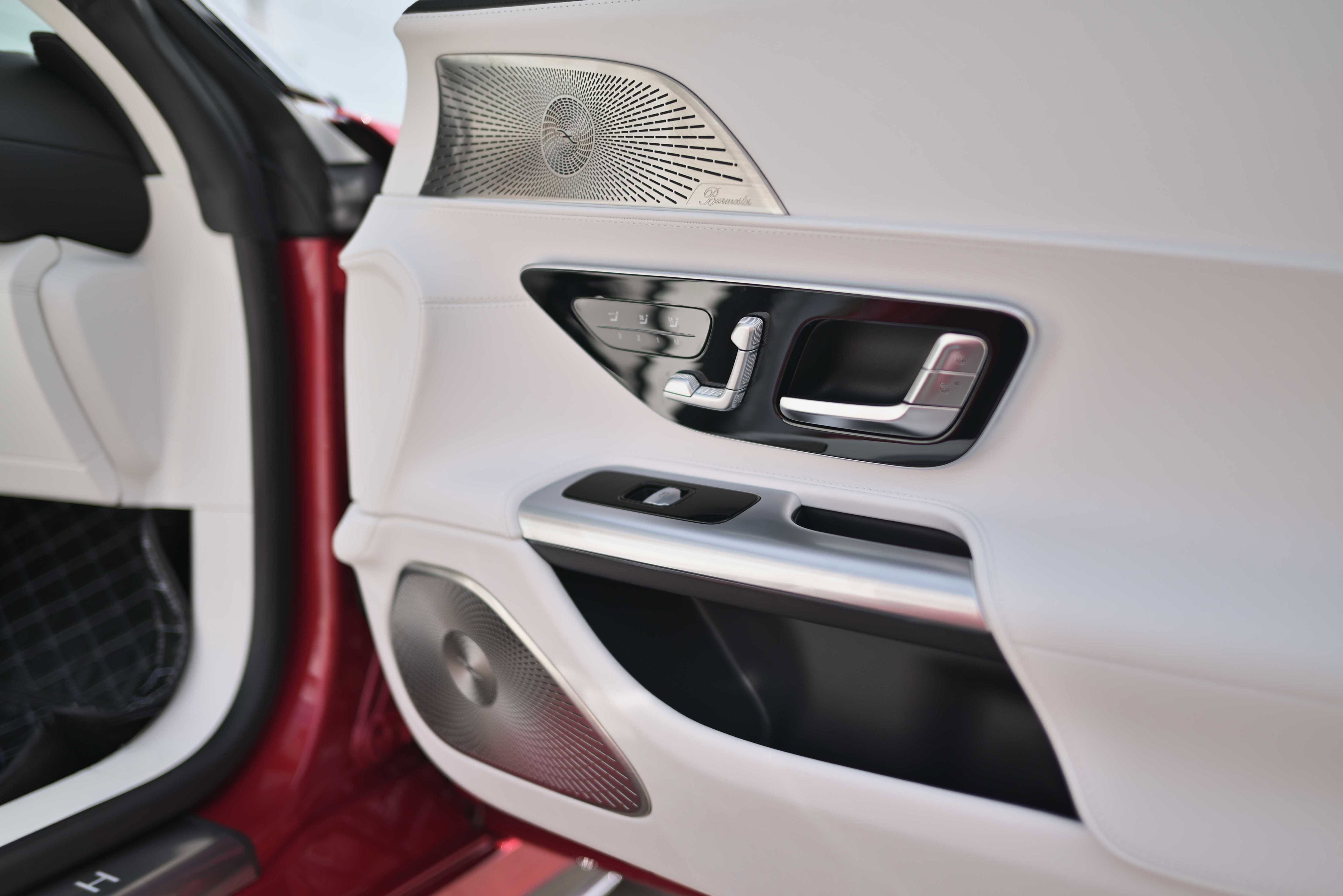 Used 2026 Mercedes-Benz Maybach SL 680 image 19