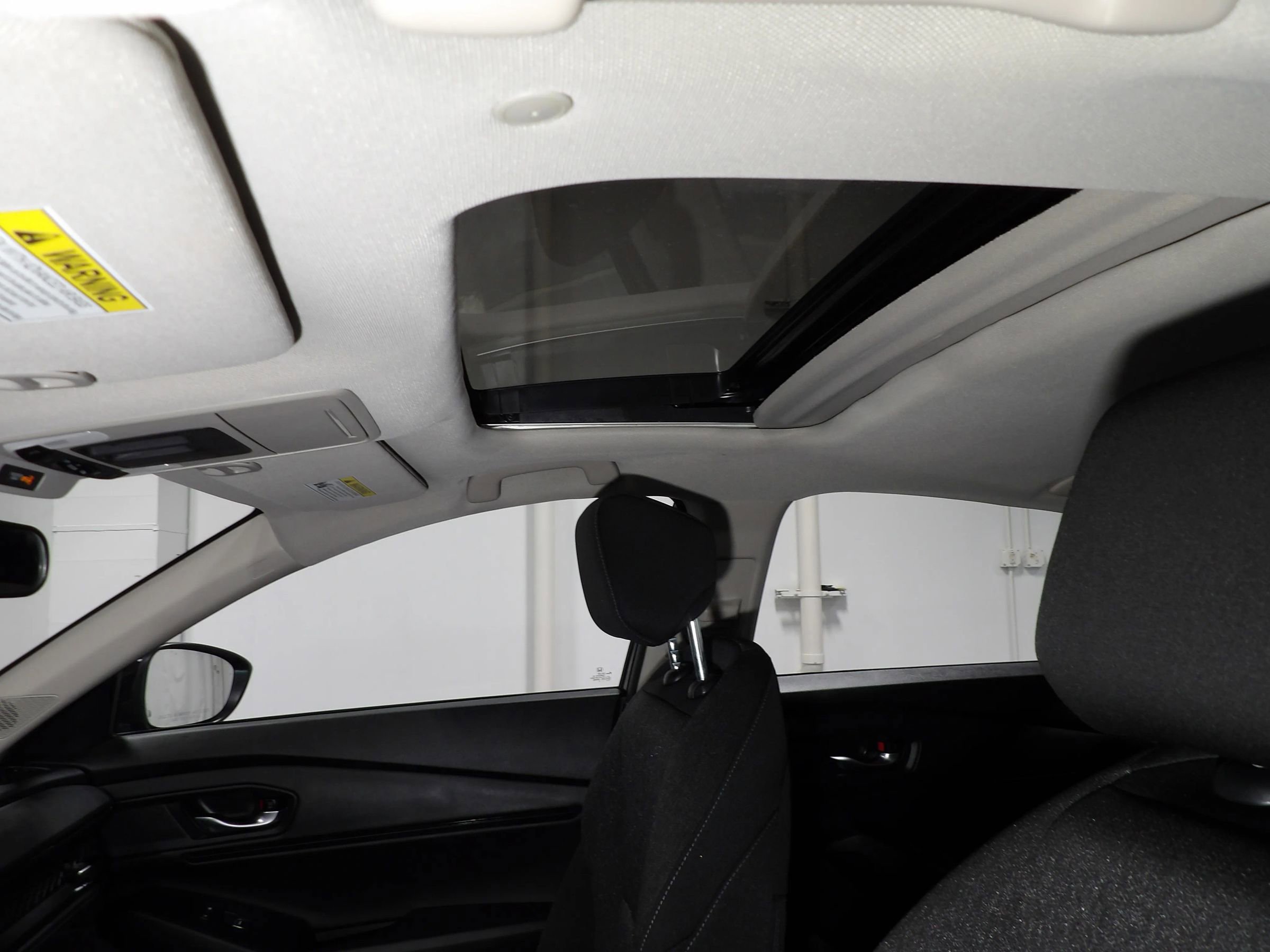 Used 2025 Honda Accord SE image 11